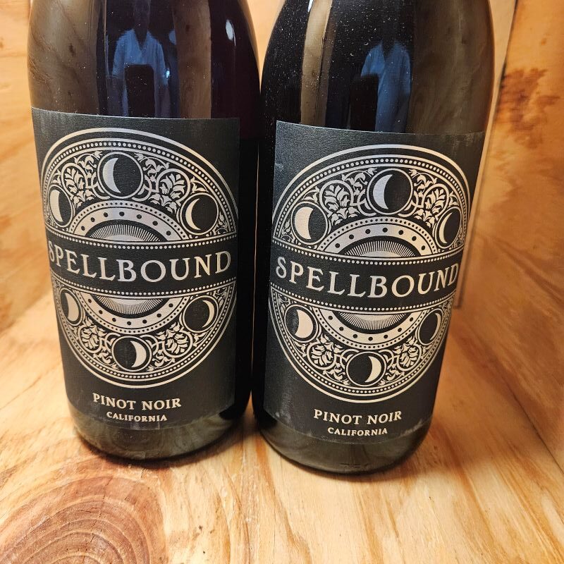 Spellbound Pinot Noir